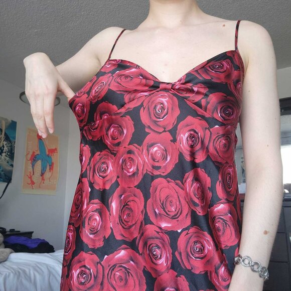Vintage 90s romantic red roses slip dress ✦ night gown with a bow at the front ✦ - Picture 3 of 12